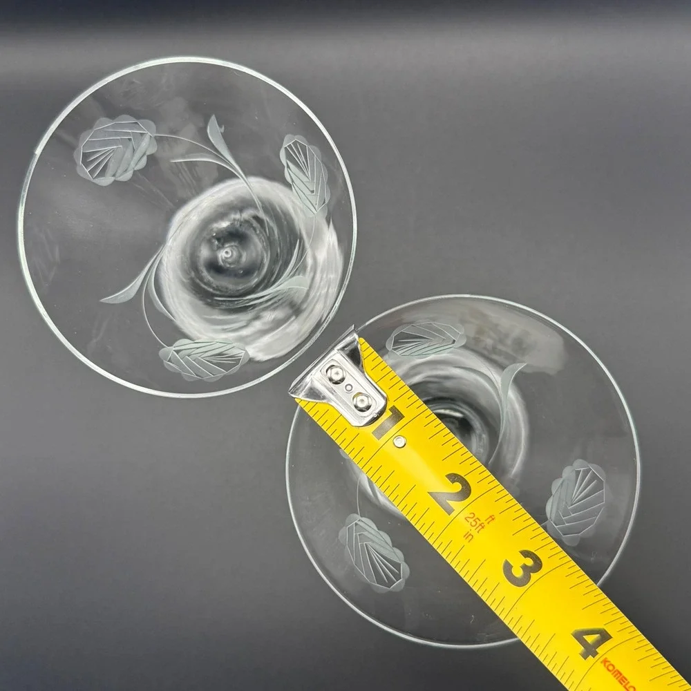 Vintage‎ Set 2 Etched Floral Martini Glasses Clear Glass Frosted Flower Stemware